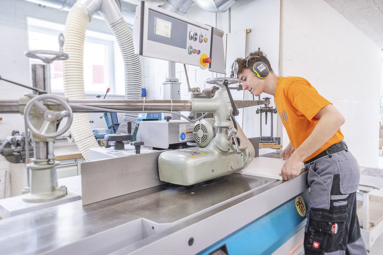 Schreinerei-Egli-AG_Werkstatt (4) Schreinerei-Egli-AG_Werkstatt (12)
